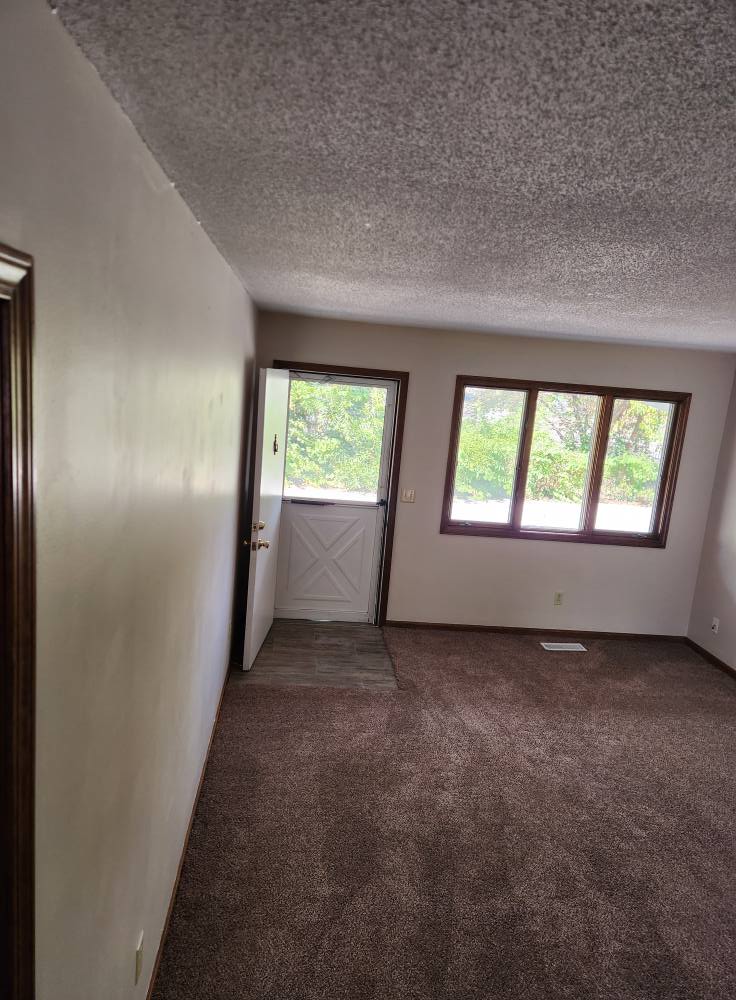 307 S 2nd St Clinton Mo Apt 1 3.jpg